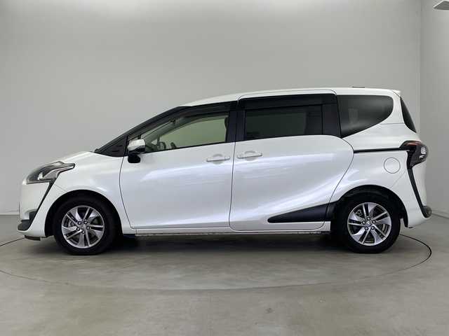 トヨタ シエンタ G 新潟県 2017(平29)年 3.4万km ホワイトパールクリスタルシャイン 純正ナビ　/バックカメラ /両側パワースライドドア /ビルトインETC /前方ドライブレコーダー /レーンキープアシスト /衝突軽減ブレーキ/スペアキー /純正フロアマット /ISOFIX/LEDヘッドライト /オートライト /オートハイビーム/革巻きステアリング/ステアリングスイッチ/電動格納ミラー