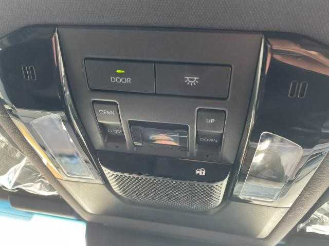 トヨタ ランドクルーザー ２５０ ZX 岩手県 2024(令6)年 0.4万km ブラック 電動リアデフロック/ドライブモードセレクト/純正20インチAW/三眼LEDヘッドライト/ダークチェスナット内装/前席・セカンドシードシートヒーター/クーラー/前席パワーシート/ディスプレイオーディオ/デジタルインナーミラー/トヨタセーフティセンス/ハンズフリーバックドア/置くだけ充電/JBLプレミアムサウンド