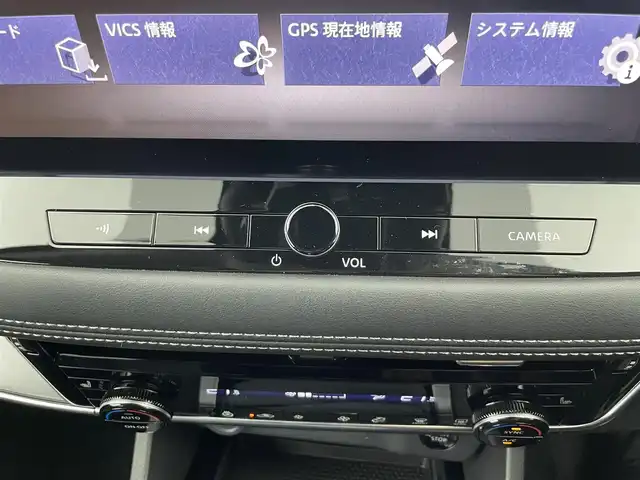 日産 エクストレイル X e－4ORCE 富山県 2023(令5)年 1万km ブリリアントホワイトパール/スーパーブラック 2トーン 純正12.3型ナビ（AM/FM/BT/USB/フルセグ）/全方位カメラ/ETC/デジタルインナーミラー/レザーシート/D/N席パワーシート/D席メモリシート/シートヒーター/ハンドルヒーター/ブラインドスポットモニター/衝突被害軽減システム/レーダークルーズコントロール/レーンキープアシスト/コーナーセンサー/横滑り防止装置/アイドリングストップ/純正アルミホイール/社外フロアマット/オートLEDライト/オートマチックハイビーム/オートホールド付電子パーキング/スマートキー