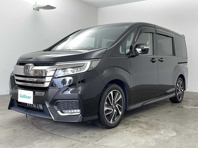 ホンダ ステップワゴン スパーダ クルスピセンシング 兵庫県 2021(令3)年 2.2万km プレミアムスパークルブラックパール ・ワンオーナー/・Honda SENSING/・衝突軽減ブレーキ/・誤発進抑制機能/・歩行者事故低減ステアリング/・路外逸脱抑制機能/・アダプディブクルーズコントロール/・車線維持支援システム/・先行車発進お知らせ機能/・標識認識機能/・純正7インチメモリナビ＆フルセグ＆BT＆USB＆DVD＆USB/・バックカメラ/・両側パワースライドドア/・パドルシフト/・前席シートヒーター/・ステアリングリモコン/・ビルトインETC2.0/・純正前後ドライブレコーダー/・純正フロアマット/・スマートキー/・スペアキー/・プッシュスタート/・W＋サイドエアバック/・カーテンエアバック/・アイドリングストップ/・横滑り防止装置/・純正17インチアルミホイール/・LEDヘッドライト/・フォグ/・オートライト/・2列目サンシェード/・FABTECT(撥水撥油シート)/・コンフォートビューパッケージ（親水/ヒーテッドドアミラー＋フロントドア撥水ガラス）