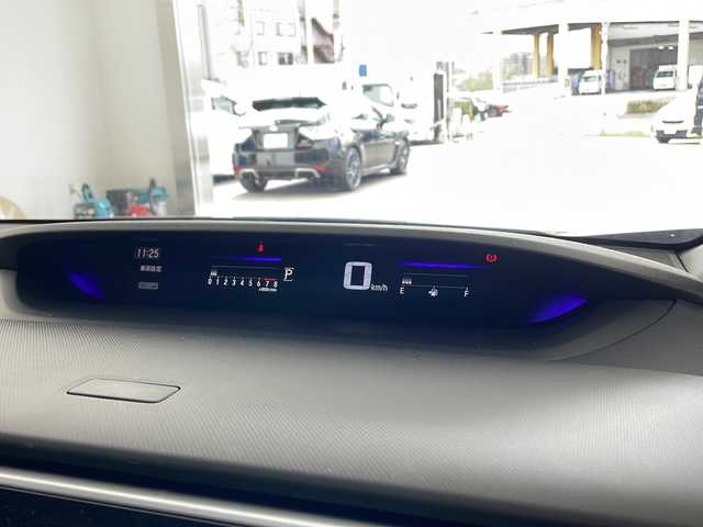 ホンダ ステップワゴン スパーダ クルスピセンシング 兵庫県 2021(令3)年 2.2万km プレミアムスパークルブラックパール ・ワンオーナー/・Honda SENSING/・衝突軽減ブレーキ/・誤発進抑制機能/・歩行者事故低減ステアリング/・路外逸脱抑制機能/・アダプディブクルーズコントロール/・車線維持支援システム/・先行車発進お知らせ機能/・標識認識機能/・純正7インチメモリナビ＆フルセグ＆BT＆USB＆DVD＆USB/・バックカメラ/・両側パワースライドドア/・パドルシフト/・前席シートヒーター/・ステアリングリモコン/・ビルトインETC2.0/・純正前後ドライブレコーダー/・純正フロアマット/・スマートキー/・スペアキー/・プッシュスタート/・W＋サイドエアバック/・カーテンエアバック/・アイドリングストップ/・横滑り防止装置/・純正17インチアルミホイール/・LEDヘッドライト/・フォグ/・オートライト/・2列目サンシェード/・FABTECT(撥水撥油シート)/・コンフォートビューパッケージ（親水/ヒーテッドドアミラー＋フロントドア撥水ガラス）