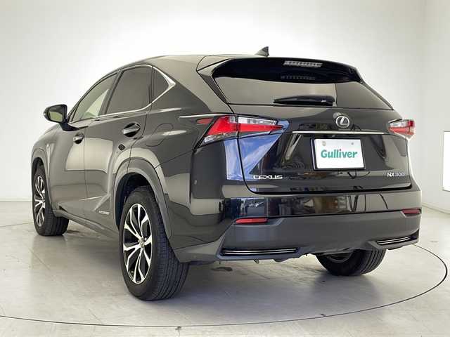 レクサス ＮＸ 300h Fスポーツ 千葉県 2015(平27)年 5.8万km グラファイトブラックガラスフレーク 純正ナビ/フルセグTV/Bluetooth/CD/DVD/バックカメラ/ドライブレコーダー/レーダー探知機/パドルシフト/レザーシート/パワーシート/シートメモリー/シートヒーター/シートクーラー/ステアリングヒーター/純正OP18インチアルミホイール/パワーバックドア/3眼LEDヘッドライト