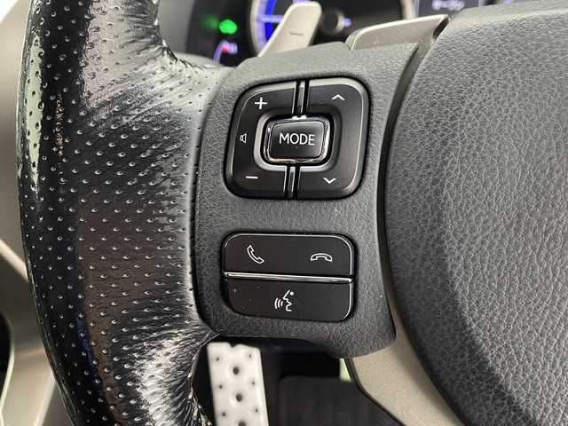 レクサス ＮＸ 300h Fスポーツ 千葉県 2015(平27)年 5.8万km グラファイトブラックガラスフレーク 純正ナビ/フルセグTV/Bluetooth/CD/DVD/バックカメラ/ドライブレコーダー/レーダー探知機/パドルシフト/レザーシート/パワーシート/シートメモリー/シートヒーター/シートクーラー/ステアリングヒーター/純正OP18インチアルミホイール/パワーバックドア/3眼LEDヘッドライト