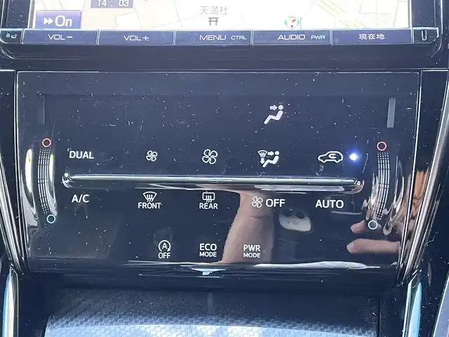 トヨタ ハリアー エレガンス G’s 埼玉県 2015(平27)年 11.1万km ブラック サンルーフ/ハーフレザーシート/Ｄ席パワーシート/純正９インチメモリナビ＆フルセグＴＶ/　（ＤＶＤ＆ＣＤ＆ＢＴ）/バックカメラ/ビルトインＥＴＣ/アイドリングストップ/革巻きステアリング/ステアリングリモコン/純正エアロ/純正１９inアルミホイール/オートライト/ＬＥＤライト/フォグランプ/スマートキー/プッシュスタート/Ｗ＆サイド＆カーテンエアバッグ/盗難防止装置/横滑り防止装置/ＡＢＳ/フロアマット/新車保証書/取扱説明書（車両＆ナビ）