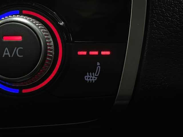 アウディ Ｑ２ 1stエディション 新潟県 2021(令3)年 3万km グレー 限定車125台/Sラインプラスパッケージ/・アルミホイール5スポークYデザイン/・スポーツサスペンション/・アンビエントライディング/・LEDヘッドライト/・ヘッドライディングブラック/ブラックスタイリングパッケージ/ナビげーションパッケージ/・MMIナビゲーション/・TV/CD/BT/バーチャルコックピット/オートマチックテールゲート/アウディコネクト/コンビニエンス＆アシスタンスパッケージ/アクティブクルーズコントロール/リヤビューカメラ/アウディパーキングシステム/パ－キングエイド/アクティブ・ドライビング・アシスト/サイドアシスト/アクティブレーンアシスト/ETC2.0/ドライブレコーダー/シートヒーター