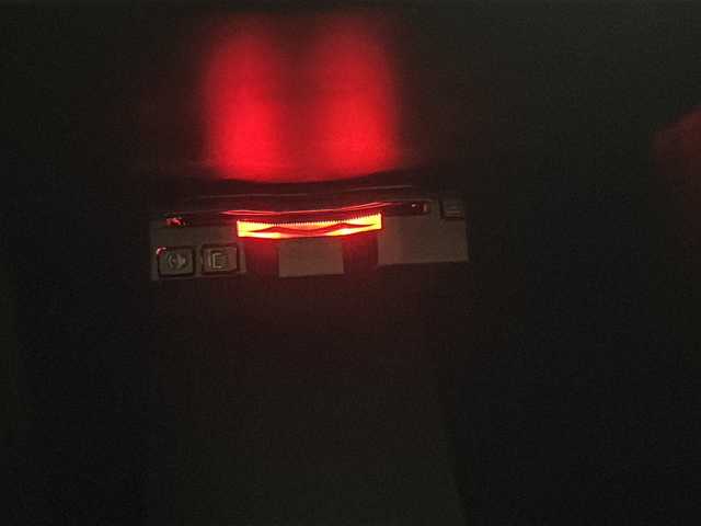 シトロエン Ｃ３ エアクロス オリジンズ 新潟県 2019(令1)年 1万km 白 100周年記念仕様車/C3 AIRCORSS SUV ORIGINS 仕様/・オリジンズロゴステッカー（フロントドア）/・ブロンズカラーアクセント（ドアミラー／ヘッドライトベゼル）/・ブロンズアクセント入りダッシュボード/・テールゲートエンブレムステッカー/・ホワイトリアクオーターパネルステッカー/・ブロンズステッチ入りファブリックコンビネーションシート（グレー／ブラック／ホワイト）/・オリジンズロゴ入りフロントシートタグ/・ブラックドアミラー/・ブラックルーフ＆ルーフレール/・グリップコントロール（ヒルディセントコントロール付き）/・専用フロアマット/・17インチアロイホイール/ナビゲーションシステム/・TV/USB/リヤビューカメラ/レーンディパーチャーウォーニング/パークアシスト/インテリジェントハイビーム/パーキングセンサー/ブラインドスポットモニター/ACC/ドライブレコーダー