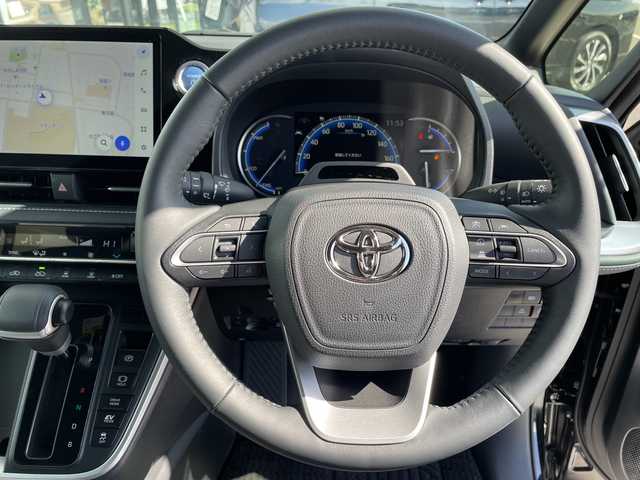 トヨタ ノア ハイブリッド S－Z 愛知県 2023(令5)年 2.2万km アティチュードブラックマイカ 純正10.5型ディスプレイオーディオナビ/両側パワースライドドア/レーダークルーズコントロール/シートヒーター/バックカメラ/コーナーセンサー/純正アルミホイール/ブラインドスポットモニター/ETC2.0/LEDヘッドライト/リアオートエアコン/オートマチックハイビーム/ドライブレコーダー/衝突軽減システム/フルセグ/CD DVD/Bluetooth/ステアリングスイッチ/スマートキー/プッシュスタート