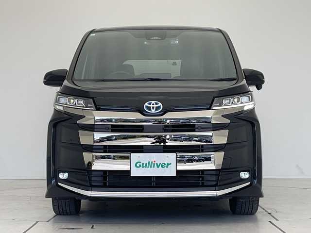 トヨタ ノア ハイブリッド S－Z 愛知県 2023(令5)年 2.2万km アティチュードブラックマイカ 純正10.5型ディスプレイオーディオナビ/両側パワースライドドア/レーダークルーズコントロール/シートヒーター/バックカメラ/コーナーセンサー/純正アルミホイール/ブラインドスポットモニター/ETC2.0/LEDヘッドライト/リアオートエアコン/オートマチックハイビーム/ドライブレコーダー/衝突軽減システム/フルセグ/CD DVD/Bluetooth/ステアリングスイッチ/スマートキー/プッシュスタート