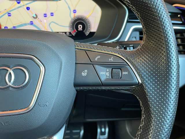 アウディ Ａ５ SB 40TDIクワトロ Sライン 愛知県 2022(令4)年 4.5万km デイトナグレーパールエフェクト コンフォートパッケージ/アウディブラックスタイリングパッケージ/パークアシスト/全席シートヒーター/ステアリングヒーター/純正ナビ/フルセグTV/サラウンドビューカメラ/Bluetooth/AppleCarPlay/純正19インチアルミ/ETC