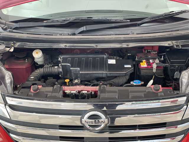 日産 デイズ ルークス ハイウェイスターX 福井県 2015(平27)年 7.7万km スパークリングレッドM 禁煙車/KENWOODメモリナビ【md- z702 】/(Bluetooth/DVD/CD/AM/FM)/フルセグTV/アラウンドビューモニター/ETC/両側電動スライドドア/衝突被害軽減システム/HIDヘッドライト/フォグライト/純正14インチアルミホイール/プッシュスタート/スマートキー/スペアキー/アイドリングストップ/横滑り防止装置/ドアバイザー