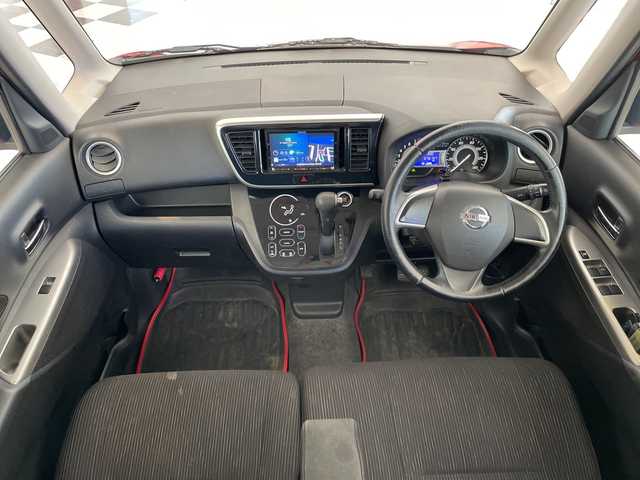 日産 デイズ ルークス ハイウェイスターX 福井県 2015(平27)年 7.7万km スパークリングレッドM 禁煙車/KENWOODメモリナビ【md- z702 】/(Bluetooth/DVD/CD/AM/FM)/フルセグTV/アラウンドビューモニター/ETC/両側電動スライドドア/衝突被害軽減システム/HIDヘッドライト/フォグライト/純正14インチアルミホイール/プッシュスタート/スマートキー/スペアキー/アイドリングストップ/横滑り防止装置/ドアバイザー