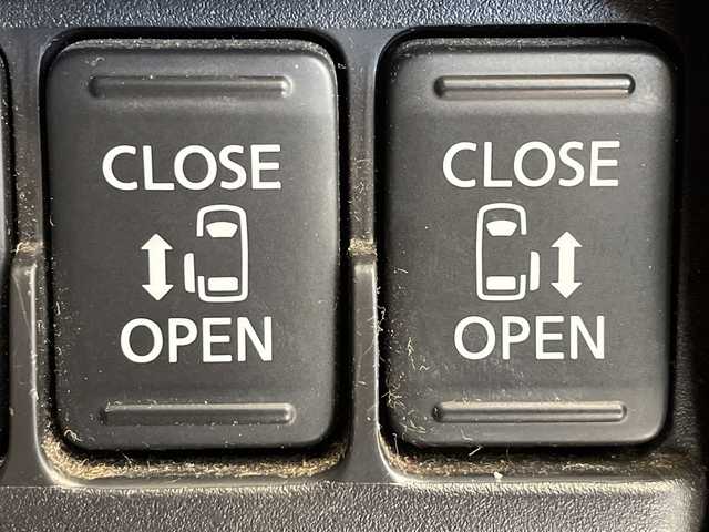 日産 デイズ ルークス ハイウェイスターX 福井県 2015(平27)年 7.7万km スパークリングレッドM 禁煙車/KENWOODメモリナビ【md- z702 】/(Bluetooth/DVD/CD/AM/FM)/フルセグTV/アラウンドビューモニター/ETC/両側電動スライドドア/衝突被害軽減システム/HIDヘッドライト/フォグライト/純正14インチアルミホイール/プッシュスタート/スマートキー/スペアキー/アイドリングストップ/横滑り防止装置/ドアバイザー