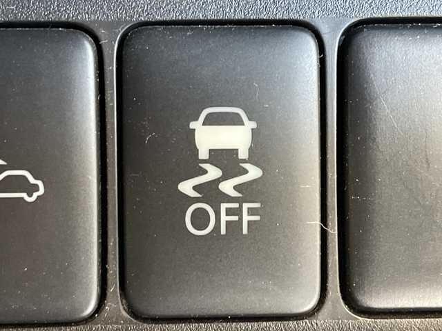 日産 デイズ ルークス ハイウェイスターX 福井県 2015(平27)年 7.7万km スパークリングレッドM 禁煙車/KENWOODメモリナビ【md- z702 】/(Bluetooth/DVD/CD/AM/FM)/フルセグTV/アラウンドビューモニター/ETC/両側電動スライドドア/衝突被害軽減システム/HIDヘッドライト/フォグライト/純正14インチアルミホイール/プッシュスタート/スマートキー/スペアキー/アイドリングストップ/横滑り防止装置/ドアバイザー