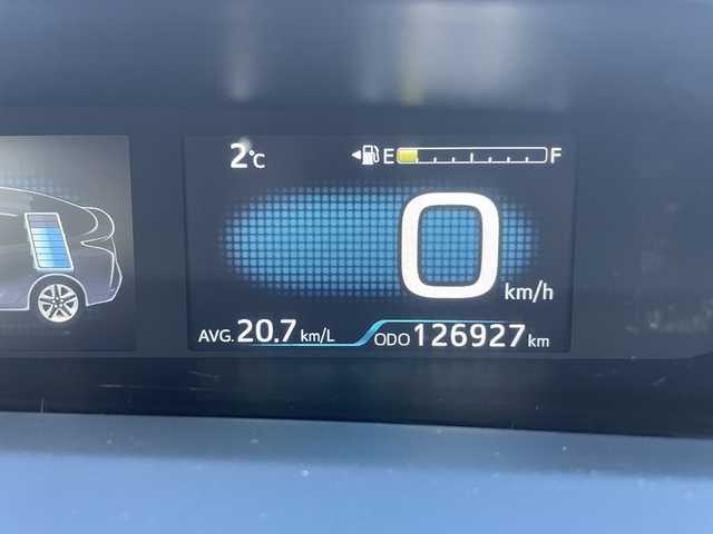 トヨタ プリウス S 宮城県 2016(平28)年 12.7万km アティチュードブラックマイカ (株)IDOMが運営する【じしゃロン仙台店】の自社ローン対象車両になります。こちらは現金ご利用時の価格です。自社ローンご希望の方は別途その旨お申付け下さい。/サンルーフ/SDナビ/フルセグ/Bluetooth/バックカメラ/クルコン/TSS/ETC/LEDヘッドライト