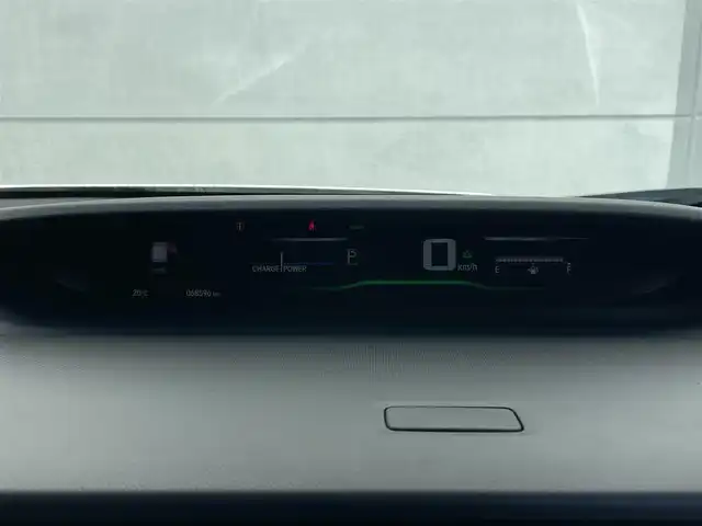 ホンダ ステップワゴン スパーダ ハイブリッド G EX ホンダセンシング 千葉県 2019(令1)年 6.9万km プラチナホワイトパール ホンダセンシング/・衝突軽減ブレーキ/レーンキープアシスト/・レーダークルーズコントロール/誤発進抑制/・先行車発進お知らせ/標識認識機能/純正フリップダウンモニター/純正10インチナビ(VXU-197SWi)/・フルセグ/BT/DVD/CD/USB/バックカメラ/ステアリングスイッチ/ETC/アイドリングストップ/両側パワースライドドア/電動パーキングブレーキ/ハーフレザーシート/シートヒーター(D/N席)/LEDヘッドライト/オートライト/フォグライト/スマートキー/プッシュスタート/純正フロアマット/純正16インチAW