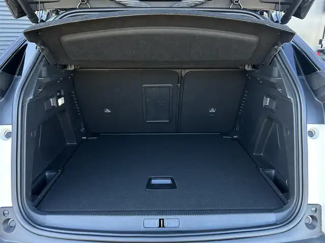 プジョー ３００８ GTライン ブルー HDi 茨城県 2021(令3)年 4.3万km パール ワンオ-ナ- /半革 /シ-トヒ-タ- /M付PWシ-ト /CarPlay /BT/USB /バック/サイドカメラ /パ-クディスタンス /衝突軽減B /ACC /レ-ンキ-プアシスト /ブラインドスポットモニタ- /パワ-テ-ルゲ-ト /LEDヘッドライト /オ-トハイビ-ム /ETC/前後ドラレコ/パドルシフト/禁煙車