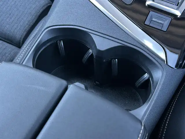 プジョー ３００８ GTライン ブルー HDi 茨城県 2021(令3)年 4.3万km パール ワンオ-ナ- /半革 /シ-トヒ-タ- /M付PWシ-ト /CarPlay /BT/USB /バック/サイドカメラ /パ-クディスタンス /衝突軽減B /ACC /レ-ンキ-プアシスト /ブラインドスポットモニタ- /パワ-テ-ルゲ-ト /LEDヘッドライト /オ-トハイビ-ム /ETC/前後ドラレコ/パドルシフト/禁煙車