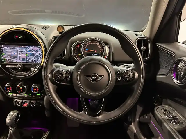 ＭＩＮＩ ミニ クロスオーバー クーパー D オール4 道央・札幌 2019(令1)年 5万km ラピスラグジュアリーブルー 純正ナビ（ＢＴ）/クルーズコントロール/インテリジェントセーフティ/エレクトロニックスタビリティコントロール/バックカメラ/シートヒーター（DN席）/コーナーセンサー（前後）/フロントフォグランプ/リヤフォグランプ/デュアルエアコン/電動格納ミラー/ドライブレコーダー（前後）/オートレインセンサー/アンビエントライト/ドアバイザー/プライバシー保護フィルム（後部）/純正１８インチAW/純正フロアマット/プッシュスタート/コンフォートアクセス/MTモード付/ＬＥＤヘッドライト/オートライト/アイドリングストップ/ミラー一体型ＥＴＣ/禁煙車