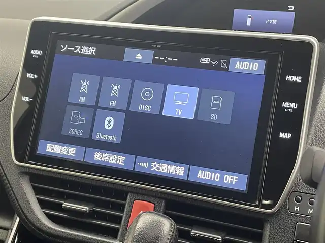 トヨタ ヴォクシー ZS 煌Ⅲ 愛知県 2021(令3)年 2万km ブラック 純正１０型ナビ　地デジＴＶ　Ｂｌｕｅｔｏｏｔｈ　純正後席モニター　バックカメラ　ＥＴＣ　クルコン　セーフティセンス　衝突軽減装置　ＬＥＤライト　車線逸脱　コーナーセンサー　フォグ　前後ドラレコ　ステスイ　レザー調シートカバー　禁煙車