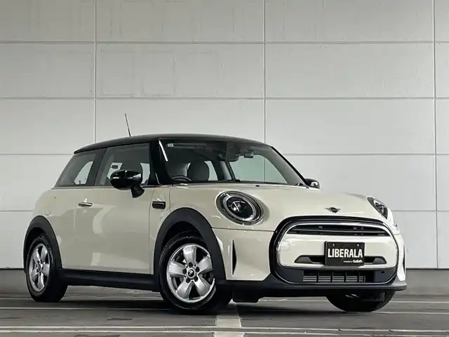 ＭＩＮＩ ＢＭＷ ミニ クーパー 山形県 2021(令3)年 1.6万km ペッパー・ホワイト 純正ナビ/バックカメラ/クルーズコントロール/コーナーセンサー/ハーフレザーシート/ETC/インテリジェントセーフティ/前後ドライブレコーダー/レーンキープアシスト/AW付き夏タイヤ車載