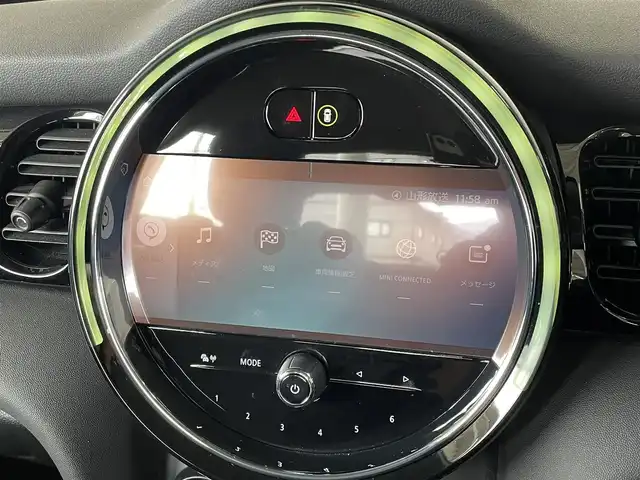 ＭＩＮＩ ＢＭＷ ミニ クーパー 山形県 2021(令3)年 1.6万km ペッパー・ホワイト 純正ナビ/バックカメラ/クルーズコントロール/コーナーセンサー/ハーフレザーシート/ETC/インテリジェントセーフティ/前後ドライブレコーダー/レーンキープアシスト/AW付き夏タイヤ車載