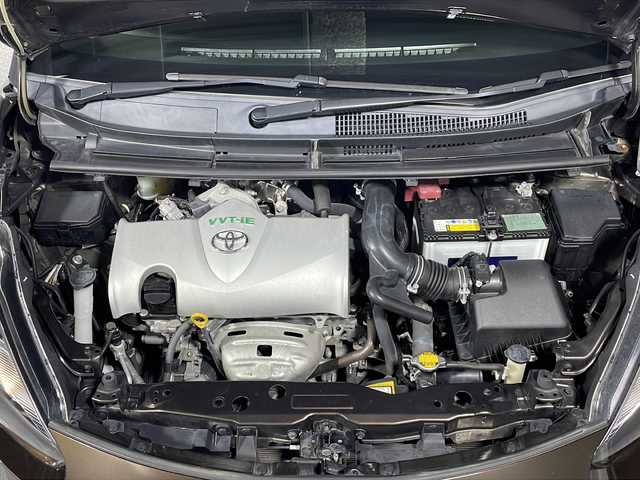 トヨタ シエンタ X 沖縄県 2016(平28)年 9万km ヴィンテージブラウンパールクリスタルシャイン ・禁煙車/・県外仕入れ/・７名乗り/・純正ナビ/・衝突軽減ブレーキ/・ＥＴＣ/・パワースライドドア/・ステアリングスイッチ/・ＬＥＤヘッドライト/・プッシュスタート/・スマートキー/・プッシュスタート/・電動格納ウィンカーミラー/・純正フロアマット/・純正ドアバイザー/・取り扱い説明書