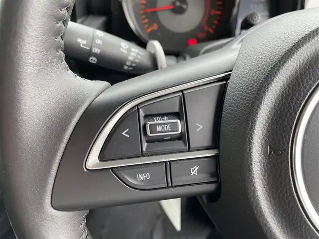 スズキ ジムニー XC 鳥取県 2019(令1)年 3.1万km ジャングルグリーン 4WD/ターボ/ワンオーナー/デュアルセンサーブレーキサポート/純正8型ナビ【CN-RZ843】/・フルセグ/・Bluetooth/・CD/DVD/バックカメラ/スマートキー/プッシュスタート/AAC/クルーズコントロール/ETC/ドライブレコーダー /前席シートヒーター/背面タイヤ＆ハードカバー/社外16AW＆ブロックタイヤ/社外バンパーガード/ABS/レーンキープアシスト/セキュリティアラーム/LEDヘッドライト/オートライト/フォグランプ/W&サイドエアバック