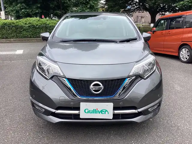 日産 ノート e－パワー メダリスト 神奈川県 2018(平30)年 4.1万km グレー 衝突軽減ブレーキ/社外ナビCD/DVD/フルセグ/全方位カメラ/ドライブレコーダー/インテリジェントクルーズコントロール/LEDオートライト/ステアリングスイッチ/アイドリングストップ/純正フロアマット/スマートキー/ETC