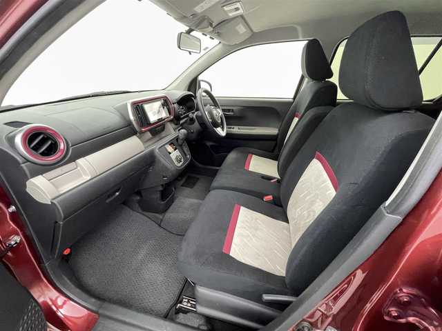 トヨタ パッソ モーダ 熊本県 2018(平30)年 5万km ファイアークォーツレッドM ワンオーナー　/社外ナビAVN-R8W（ＣＤ・ＤＶＤ・フルセグ・ＢＴ・ＳＤ・ＵＳＢ）/アイドリングストップ　/横滑り防止　/社外フロアマット　/ＬＥＤヘッドライト　/パワーステアリング　/パワーウインドウ