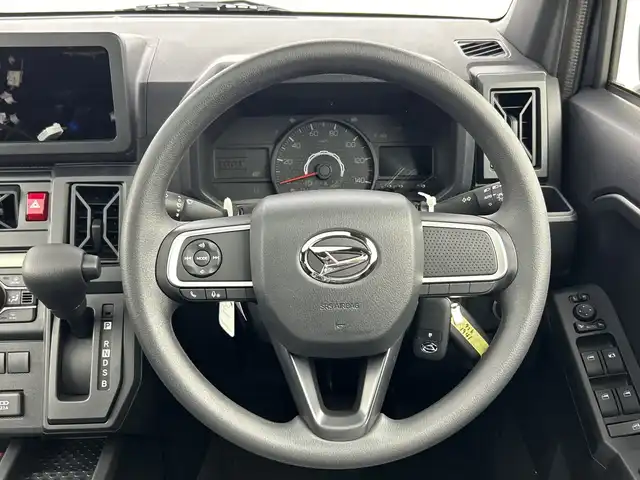 ダイハツ タフト X 新潟県 2025(令7)年 0.1万km未満 クロムグレーメタリック 4WD/オーディオレス/バックカメラ/スマートキー×２/衝突被害軽減ブレーキ/横滑り防止装置/LEDヘッドライト/オートライト/コーナーセンサー/電動格納式ミラー