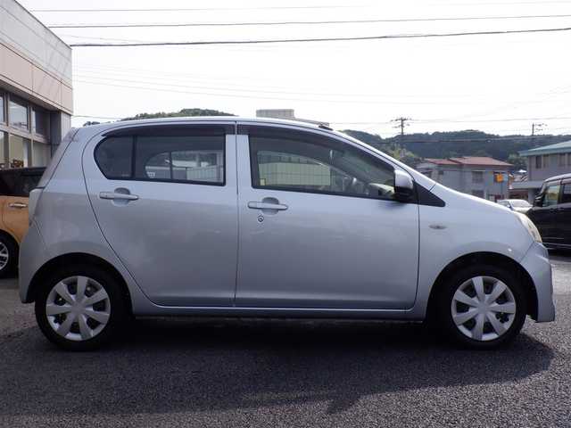 ダイハツ ミラ イース L スマートセレクションSA 静岡県 2014(平26)年 6.9万km ブライトシルバーメタリック  スマートアシスト/ 純正CDオーディオ/ リモコンキー/ 前方ドライブレコーダー/ ヘッドライトレベライザー/ フロアマット/ ドアバイザー