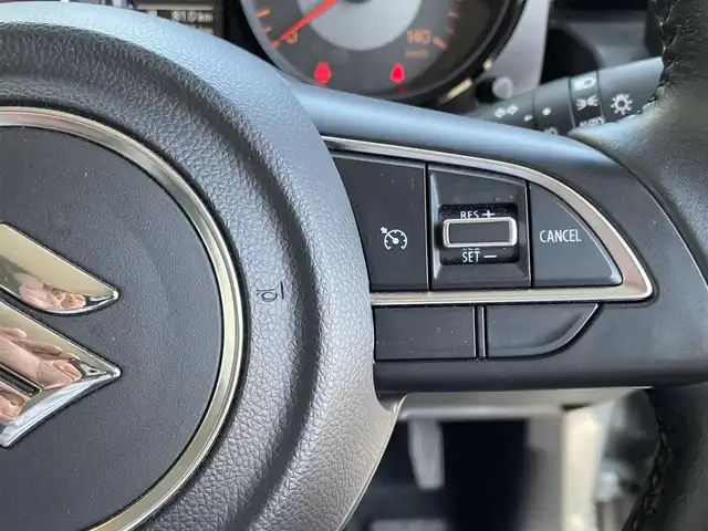 スズキ ジムニー XC 鳥取県 2021(令3)年 3.6万km ミディアムグレー インタークーラーターボ/4WD/carrozzeria8型ナビ【AVIC-CL911】/・フルセグ/・Bluetooth/・HDMI/・CD/DVD/スマートキー/プッシュスタート/ETC/オートエアコン/クルーズコントロール/前後ドライブレコーダー/前席シートヒーター/LEDヘッドライト　/オートライト/W＆サイドエアバック/カーテンエアバック/背面タイヤ/ハードカバー