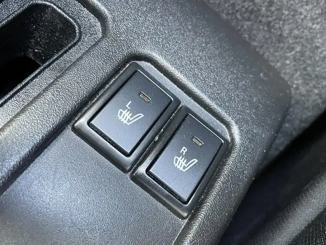 スズキ ジムニー XC 鳥取県 2021(令3)年 3.6万km ミディアムグレー インタークーラーターボ/4WD/carrozzeria8型ナビ【AVIC-CL911】/・フルセグ/・Bluetooth/・HDMI/・CD/DVD/スマートキー/プッシュスタート/ETC/オートエアコン/クルーズコントロール/前後ドライブレコーダー/前席シートヒーター/LEDヘッドライト　/オートライト/W＆サイドエアバック/カーテンエアバック/背面タイヤ/ハードカバー
