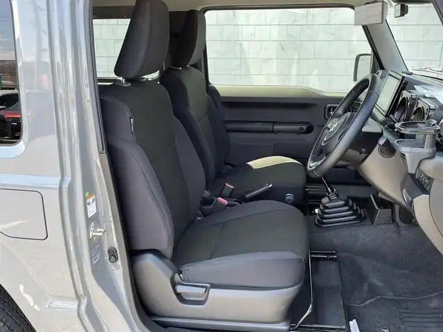 スズキ ジムニー XC 鳥取県 2021(令3)年 3.6万km ミディアムグレー インタークーラーターボ/4WD/carrozzeria8型ナビ【AVIC-CL911】/・フルセグ/・Bluetooth/・HDMI/・CD/DVD/スマートキー/プッシュスタート/ETC/オートエアコン/クルーズコントロール/前後ドライブレコーダー/前席シートヒーター/LEDヘッドライト　/オートライト/W＆サイドエアバック/カーテンエアバック/背面タイヤ/ハードカバー