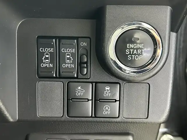 トヨタ ルーミー カスタムG S 福井県 2017(平29)年 4.5万km ブラックマイカメタリック 純正ナビ　型式：NSZT-W66T /スマートアシスト　/両側パワースライドドア　/バックモニター　/ＬＥＤヘッドライト　/ＥＴＣ　/スマートキー／プッシュスタート　/電格ミラー /クルーズコントロール /純正14インチアルミ