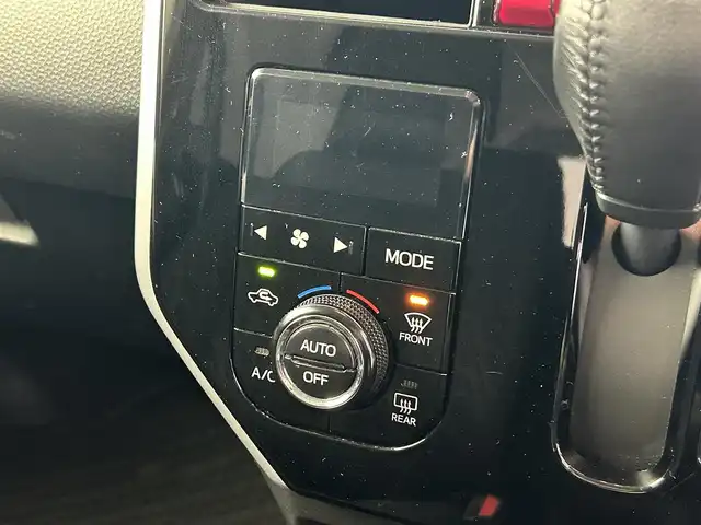 トヨタ ルーミー カスタムG S 福井県 2017(平29)年 4.5万km ブラックマイカメタリック 純正ナビ　型式：NSZT-W66T /スマートアシスト　/両側パワースライドドア　/バックモニター　/ＬＥＤヘッドライト　/ＥＴＣ　/スマートキー／プッシュスタート　/電格ミラー /クルーズコントロール /純正14インチアルミ