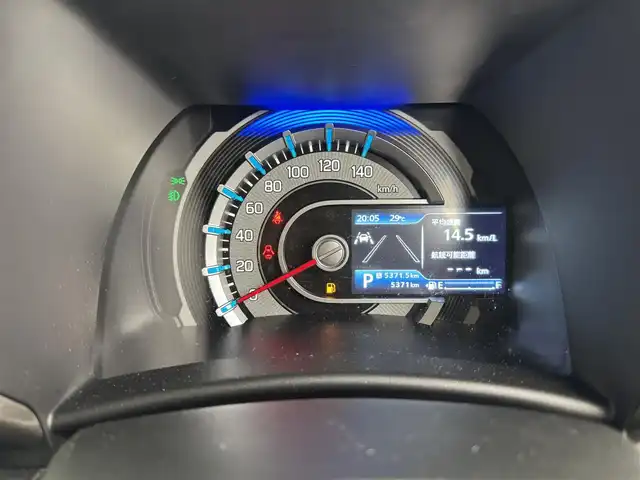 スズキ ハスラー Jスタイル Ⅱ 愛知県 2023(令5)年 0.7万km フェニックスレッドパール/ソフトベージュメタリック スズキセーフティーサポート/　・デュアルカメラブレーキサポート/　・後退時ブレーキサポート/　・誤発進抑制機能/　・後方誤発進抑制機能/　・車線逸脱抑制機能/　・車線越脱警報機能/　・ふらつき警報機能/　・標識認識機能/　・アダプティブクルーズコントロール/　・先行発進お知らせ機能/　・ハイビームアシスト/　・全方位モニター用カメラ/純正9インチメモリナビ/　（Bluetooth/フルセグTV/USB/CD/DVD）/シートヒーター/ETC/ドライブレコーダー/テレビキャンセラー/本革ステアリング/ステアリングリモコン/ナノイー搭載フルオートエアコン/純正LEDライト/純正15インチAW/ドアバイザー/後席専用テーブル/ルーフレール