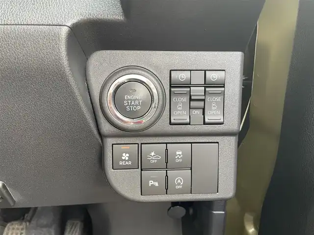 ダイハツ アトレー バン RS 青森県 2022(令4)年 1.9万km オフビートカーキM ・4WD/・純正SDナビ/・バックカメラ/・フルセグ/Bluetooth/・衝突軽減ブレーキ/・レーンキープアシスト/・レーダークルーズコントロール/・オートライト/・両側パワースライドドア/・コーナーセンサー/・ドライブレコーダー/・スマートキー/・プッシュスタート/・純正LEDヘッドライト/・純正LEDフォグライト/・スペアキーあり