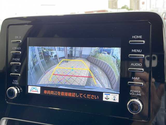 トヨタ アクア G 静岡県 2022(令4)年 3.3万km アーバンカーキ 安全装備/・トヨタセーフティーセンス/・コーナーセンサー/・レーンキープアシスト/純正ナビ/FM/AM/USB/Bluetooth/Miracast/主要装備/・ドライブレコーダー　/・レーダークルーズコントロール/・バックカメラ/・ＥＴＣ　/・オートライト　/・オートハイビーム　/・ステアリングリモコン　/・スマートキー/・純正ホイールキャップ/・プッシュスタート/・純正フロアマット/・LEDヘッドライト