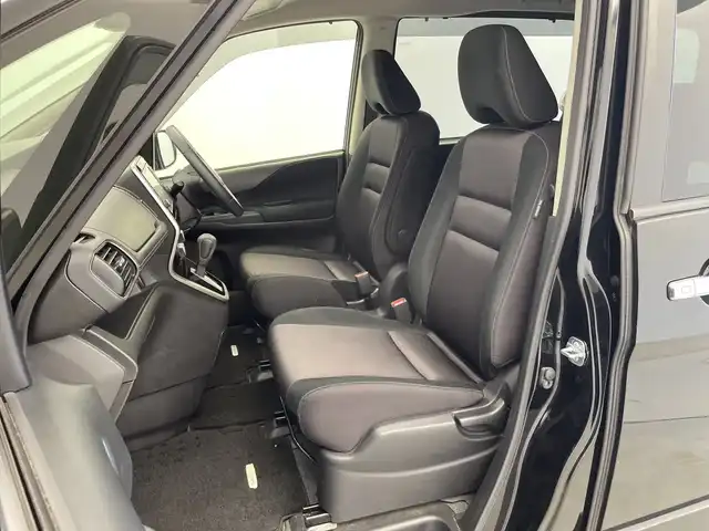 日産 セレナ ハイウェイスター Vセレクション 新潟県 2017(平29)年 8.8万km ダイヤモンドブラック 純正メモリナビ/・フルセグTV/・DVD/・Bluetooth/ETC/TVキャンセラー/全方位カメラ/両側パワースライドドア/前後コーナーセンサー/パーキングアシスト/レーンキープアシスト/衝突軽減被害システム/横滑り防止装置/オートライト/純正フロアマット/純正ドライブレコーダー/純正LEDヘッドライト/カーテンエアバッグ