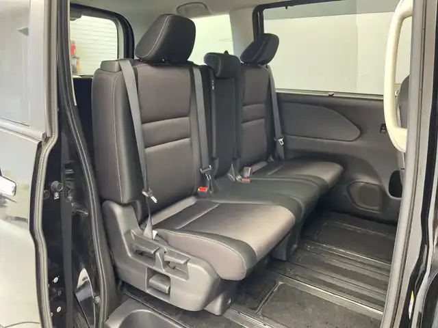 日産 セレナ ハイウェイスター Vセレクション 新潟県 2017(平29)年 8.8万km ダイヤモンドブラック 純正メモリナビ/・フルセグTV/・DVD/・Bluetooth/ETC/TVキャンセラー/全方位カメラ/両側パワースライドドア/前後コーナーセンサー/パーキングアシスト/レーンキープアシスト/衝突軽減被害システム/横滑り防止装置/オートライト/純正フロアマット/純正ドライブレコーダー/純正LEDヘッドライト/カーテンエアバッグ