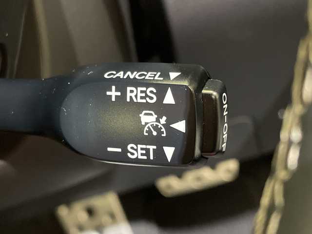 トヨタ ＧＲ８６ SZ 愛媛県 2022(令4)年 3.2万km クリスタルブラックシリカ 社外ナビ/フルセグ/Bluetooth/USB/バックカメラ/衝突被害軽減ブレーキ/レーダークルーズコントロール/レーンキープアシスト/オートライト/LEDヘッドライト/純正17インチアルミ/ETC/革調シートカバー/パドルシフト/スペアキー/保証書/取扱説明書