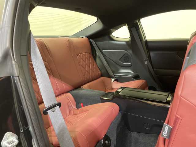 トヨタ ＧＲ８６ SZ 愛媛県 2022(令4)年 3.2万km クリスタルブラックシリカ 社外ナビ/フルセグ/Bluetooth/USB/バックカメラ/衝突被害軽減ブレーキ/レーダークルーズコントロール/レーンキープアシスト/オートライト/LEDヘッドライト/純正17インチアルミ/ETC/革調シートカバー/パドルシフト/スペアキー/保証書/取扱説明書