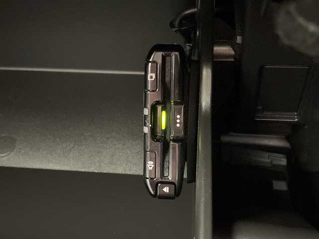 トヨタ ＧＲ８６ SZ 愛媛県 2022(令4)年 3.2万km クリスタルブラックシリカ 社外ナビ/フルセグ/Bluetooth/USB/バックカメラ/衝突被害軽減ブレーキ/レーダークルーズコントロール/レーンキープアシスト/オートライト/LEDヘッドライト/純正17インチアルミ/ETC/革調シートカバー/パドルシフト/スペアキー/保証書/取扱説明書