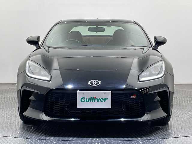 トヨタ ＧＲ８６ SZ 愛媛県 2022(令4)年 3.2万km クリスタルブラックシリカ 社外ナビ/フルセグ/Bluetooth/USB/バックカメラ/衝突被害軽減ブレーキ/レーダークルーズコントロール/レーンキープアシスト/オートライト/LEDヘッドライト/純正17インチアルミ/ETC/革調シートカバー/パドルシフト/スペアキー/保証書/取扱説明書
