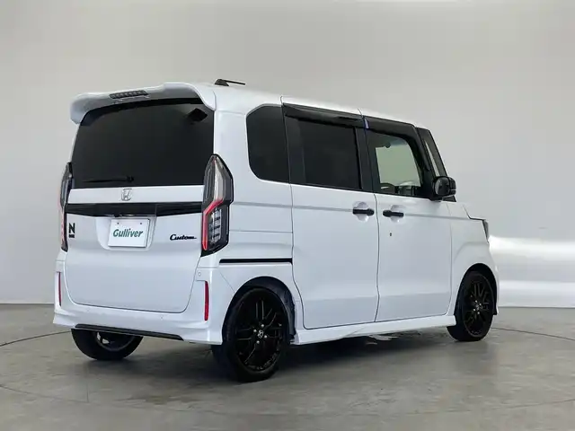 ホンダ Ｎ ＢＯＸ カスタム L ターボ スタイル+ブラック 埼玉県 2023(令5)年 1.1万km プラチナホワイトパール ホンダセンシング　社外９インチナビ　バックカメラ　ＥＴＣ　前後ドライブレコーダー　アダクティブクルーズコントロール　シートヒーター　両側パワースライドドア　純正アルミホイール　オートライト　ＬＥＤ