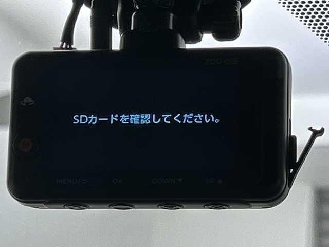 トヨタ ヤリス ハイブリッド Z 三重県 2021(令3)年 2.7万km ブラック /禁煙車　//ナビ付　//パノラミックビューモニター　//シートヒーター　//純正ディスプレイオーディオ　//前後ドライブレコーダー　//ＢＳＭ　//フルセグＴＶ　//ＣＤ／ＤＶＤデッキ　//純正ＬＥＤライト　//レーダークルーズコントロール//クリアランスソナー//アドバンスドパーキングアシスト//ステアリングリモコン