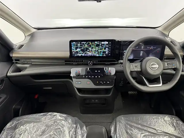 日産 セレナ e－パワー ハイウェイスター V 愛知県 2025(令7)年 0.1千km ダイヤモンドブラック 登録済未使用車/プロパイロット/１２．３型純正ナビ/ーBT/フルセグTV/AppleCarPlay/AndroidAuto/デジタルインナーミラー/全方位カメラ/コーナーセンサー/ビルトインＥＴＣ２．０/純正フリップダウンモニター/電子パーキング/オートホールド/置くだけ充電/両側パワースライドドア/純正16インチアルミ