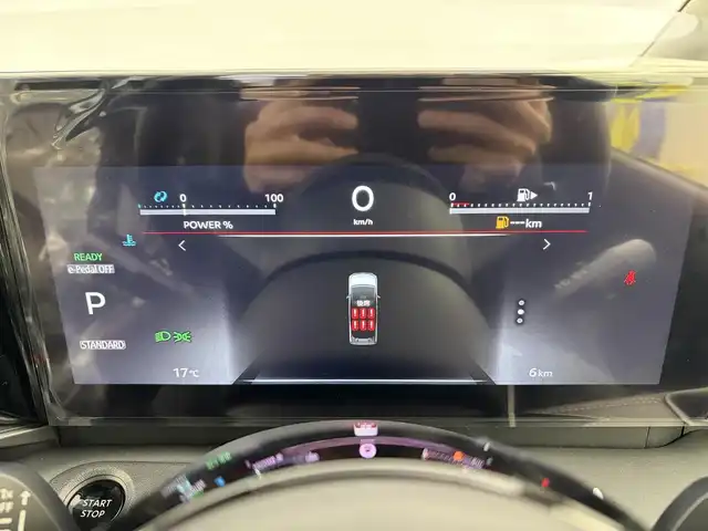 日産 セレナ e－パワー ハイウェイスター V 愛知県 2025(令7)年 0.1千km ダイヤモンドブラック 登録済未使用車/プロパイロット/１２．３型純正ナビ/ーBT/フルセグTV/AppleCarPlay/AndroidAuto/デジタルインナーミラー/全方位カメラ/コーナーセンサー/ビルトインＥＴＣ２．０/純正フリップダウンモニター/電子パーキング/オートホールド/置くだけ充電/両側パワースライドドア/純正16インチアルミ