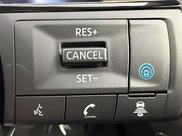 日産 セレナ e－パワー ハイウェイスター V 愛知県 2025(令7)年 0.1千km ダイヤモンドブラック 登録済未使用車/プロパイロット/１２．３型純正ナビ/ーBT/フルセグTV/AppleCarPlay/AndroidAuto/デジタルインナーミラー/全方位カメラ/コーナーセンサー/ビルトインＥＴＣ２．０/純正フリップダウンモニター/電子パーキング/オートホールド/置くだけ充電/両側パワースライドドア/純正16インチアルミ